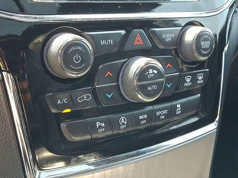 Certified 2020 Jeep Grand Cherokee Overland AWD/4WD image 25