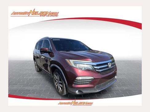 Used 2016 Honda Pilot Touring image 1
