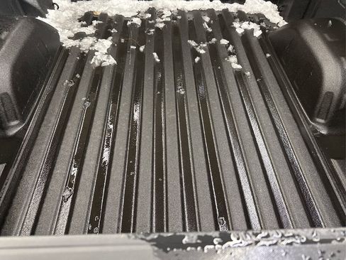 Used 2022 Chevrolet Silverado 1500 RST image 13