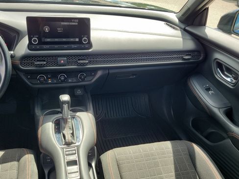Used 2025 Honda HR-V Sport image 19