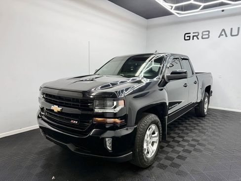Used 2017 Chevrolet Silverado 1500 LT w/ All Star Edition image 3