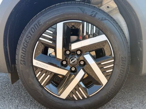 New 2026 Nissan Kicks SV FWD image 9