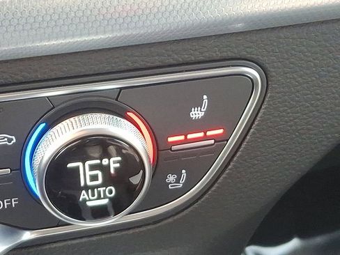 Certified 2025 Audi Q5 2.0T Premium Plus w/ Premium Plus Package image 26