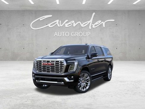 New 2026 GMC Yukon XL Denali w/ Denali Reserve Package AWD/4WD image 8