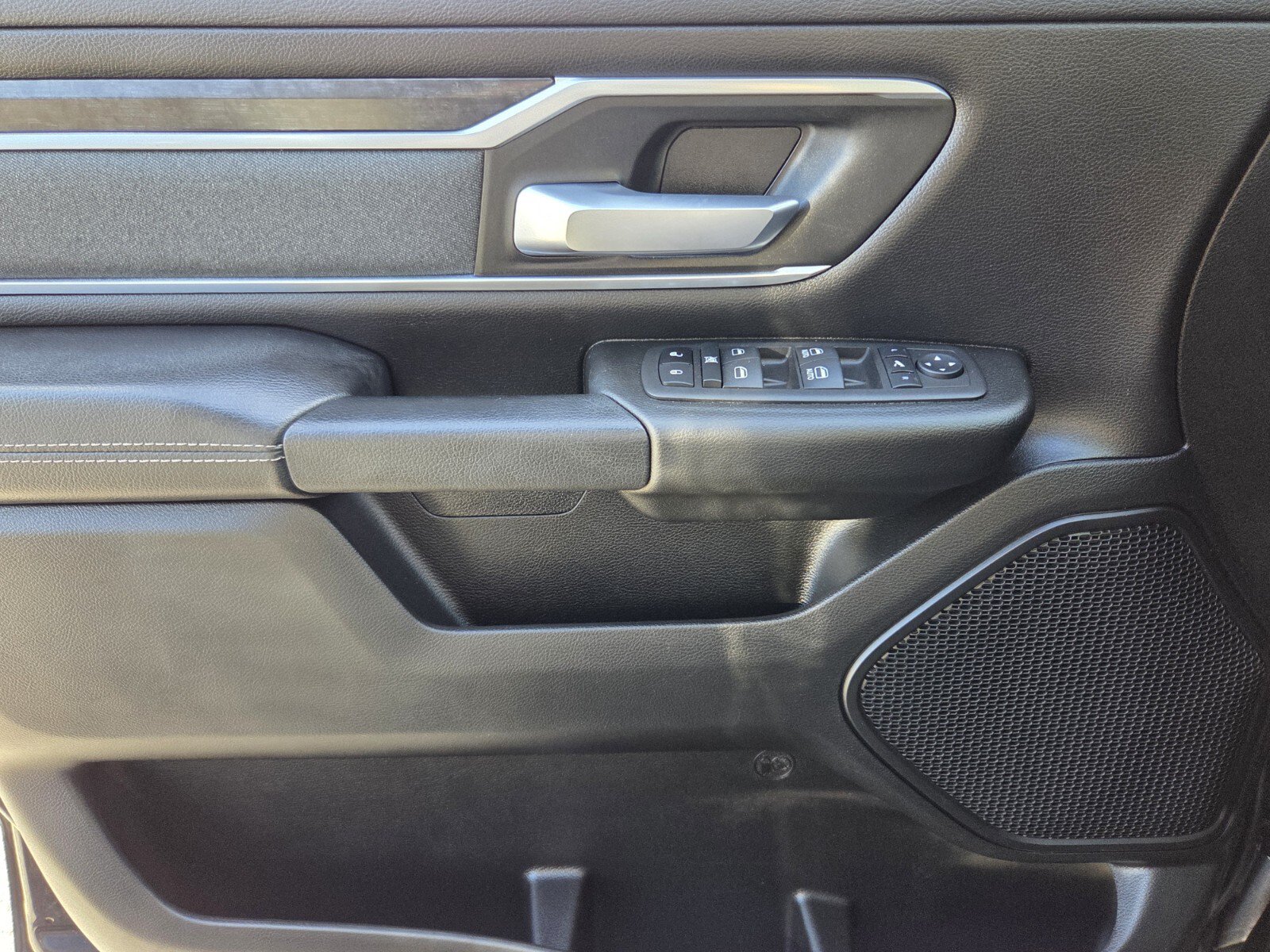 Used 2023 RAM 1500 Big Horn AWD/4WD image 33