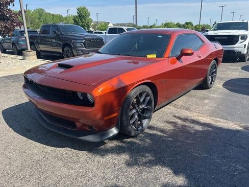 Used 2021 Dodge Challenger R/T w/ Blacktop Package RWD image 7