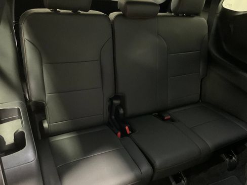Used 2025 Chevrolet Traverse Z71 w/ Enhanced Driving Package AWD/4WD image 25