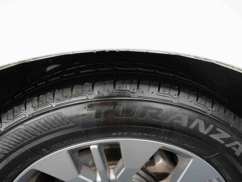 Certified 2025 Honda Odyssey Touring image 32