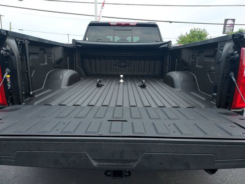 Used 2025 Chevrolet Silverado 3500 LTZ w/ LTZ Plus Package AWD/4WD image 9