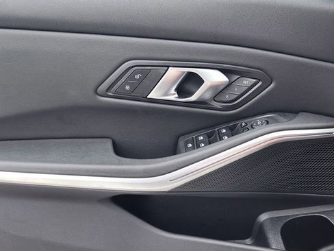 Used 2025 BMW 330i Sedan RWD image 24