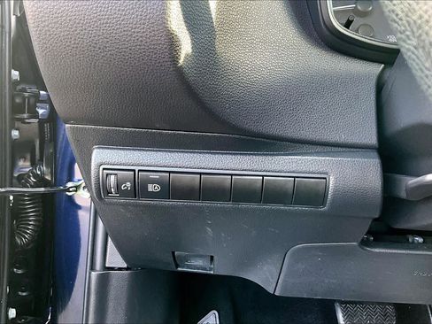 Used 2024 Toyota Corolla LE image 35