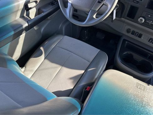 Used 2019 Nissan NV 2500 SV w/ Navigation Package image 16