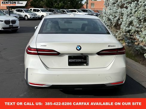 Used 2025 BMW 530i xDrive image 7