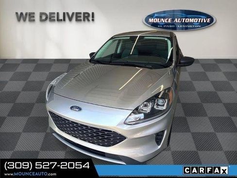 Used 2022 Ford Escape SE w/ Cold Weather Package AWD/4WD image 3