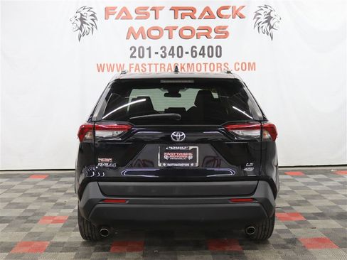 Used 2019 Toyota RAV4 LE w/ All Weather Liner Package image 5