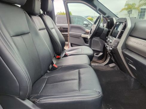 Used 2022 Ford F350 Lariat RWD image 13