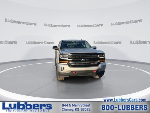 Used 2017 Chevrolet Silverado 1500 LT w/ Redline Edition image 3