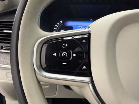 Certified 2024 Volvo XC90 B6 Ultimate AWD/4WD image 16