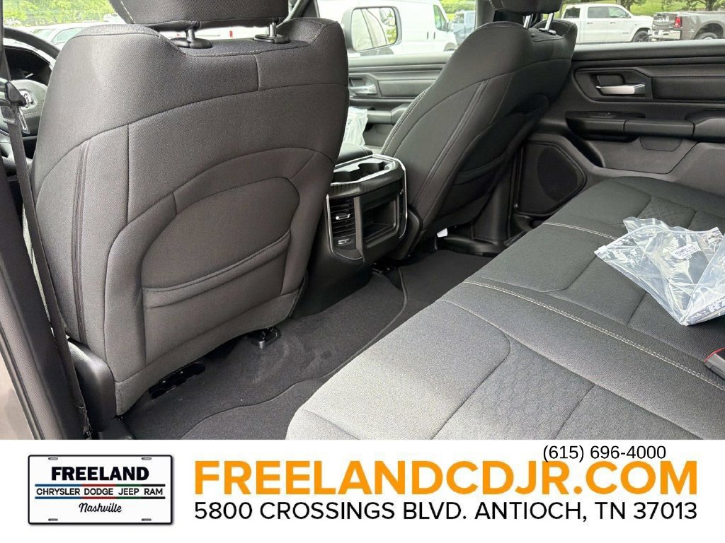 New 2026 RAM 1500 Express AWD/4WD image 15