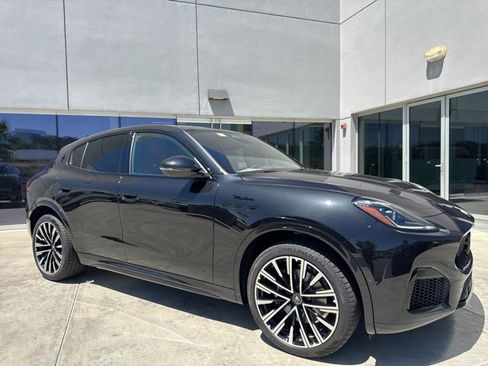 New 2025 Maserati Grecale Modena image 1