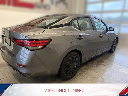Used 2024 Nissan Sentra S FWD image 3