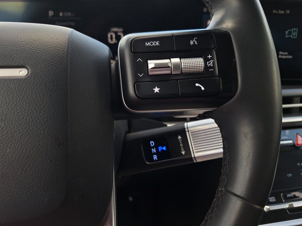 Certified 2024 Hyundai Santa Fe SEL FWD image 17