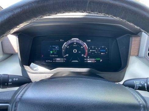 Used 2023 Toyota Tundra Capstone AWD/4WD image 6