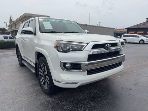 Used 2016 Toyota 4Runner Limited AWD/4WD image 3