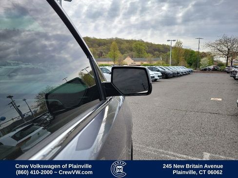 Used 2020 Chevrolet Tahoe Premier AWD/4WD image 41