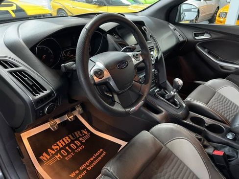 Used 2013 Ford Focus ST FWD image 25