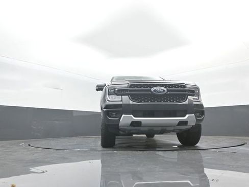 New 2025 Ford Ranger Lariat w/ FX4 Off-Road Package image 30