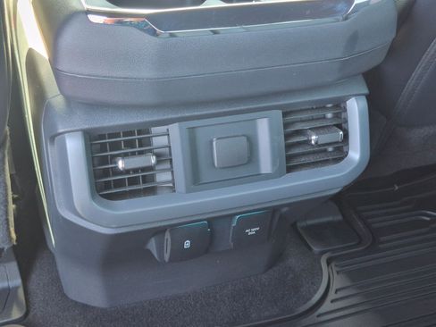 Used 2025 Ford F150 Lariat w/ Equipment Group 501A Mid AWD/4WD image 24