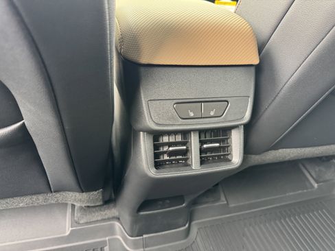 New 2026 Chevrolet Equinox ACTIV w/ Convenience Package III image 17