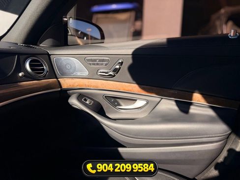 Used 2017 Mercedes-Benz S 550 Sedan image 29