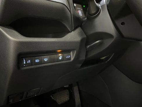 Certified 2022 Toyota RAV4 XLE Premium AWD/4WD image 13