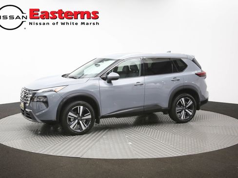 Used 2024 Nissan Rogue SL AWD/4WD image 57