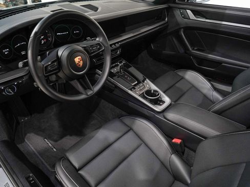 Used 2023 Porsche 911 Carrera S image 2