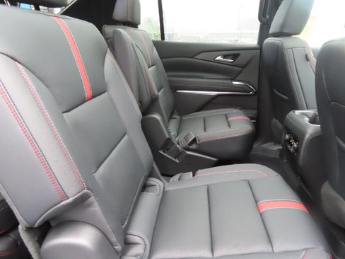 New 2026 Chevrolet Traverse RS w/ LPO, Floor Liner Package image 35