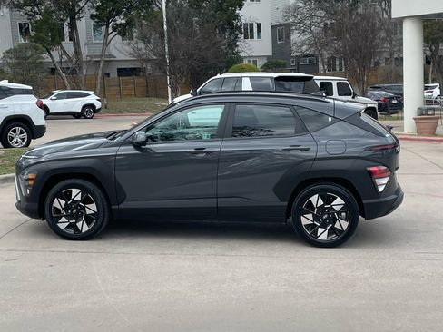 Used 2024 Hyundai Kona SEL image 3