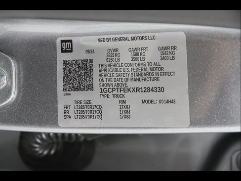 Used 2024 Chevrolet Colorado ZR2 AWD/4WD image 25