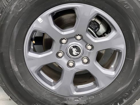 Used 2025 Ford Bronco Big Bend image 60