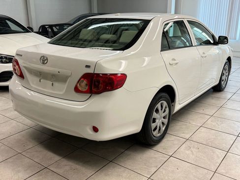 Used 2010 Toyota Corolla LE FWD image 9