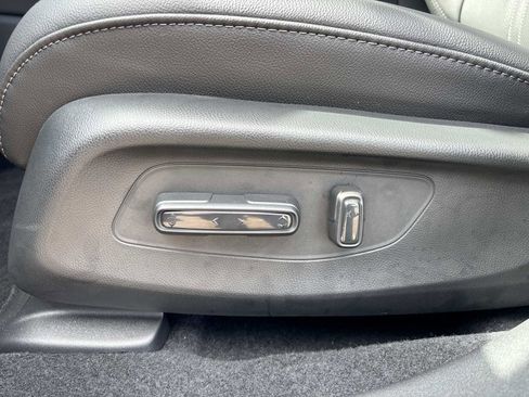 Certified 2026 Honda HR-V EX-L image 13