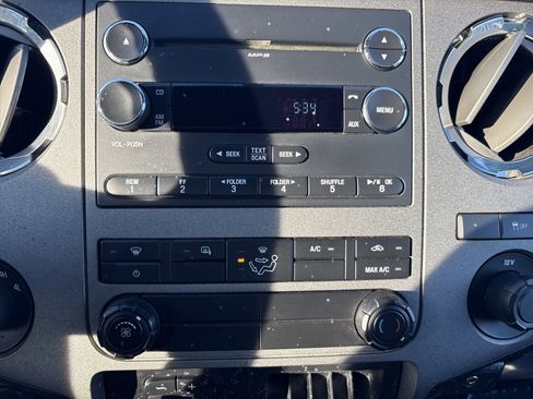 Used 2012 Ford F250 XLT w/ XLT Premium Pkg image 26