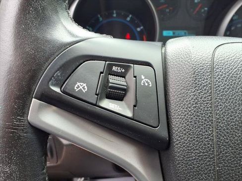 Used 2014 Chevrolet Cruze LT FWD image 17