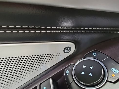 Used 2020 Ford Explorer ST w/ ST Street Pack image 32