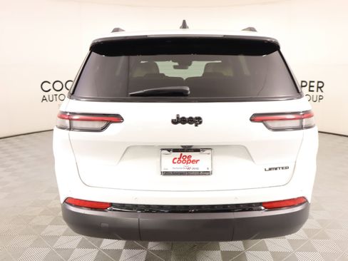 Used 2025 Jeep Grand Cherokee L Limited w/ Black Appearance Package image 25