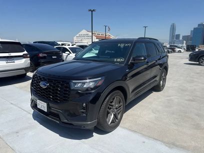 Used 2025 Ford Explorer ST-Line w/ ST-Line Street Pack