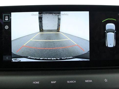 Used 2025 Kia EV9 Wind image 15