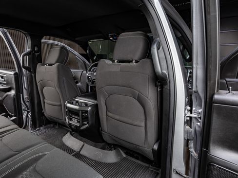 Used 2025 RAM 1500 Lone Star image 32